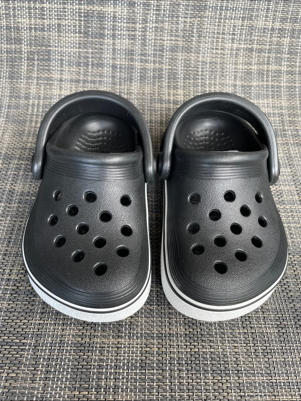 CROCS Kids Off Court Clogs black and white Slip-on Sandals Shoes Infant size 5